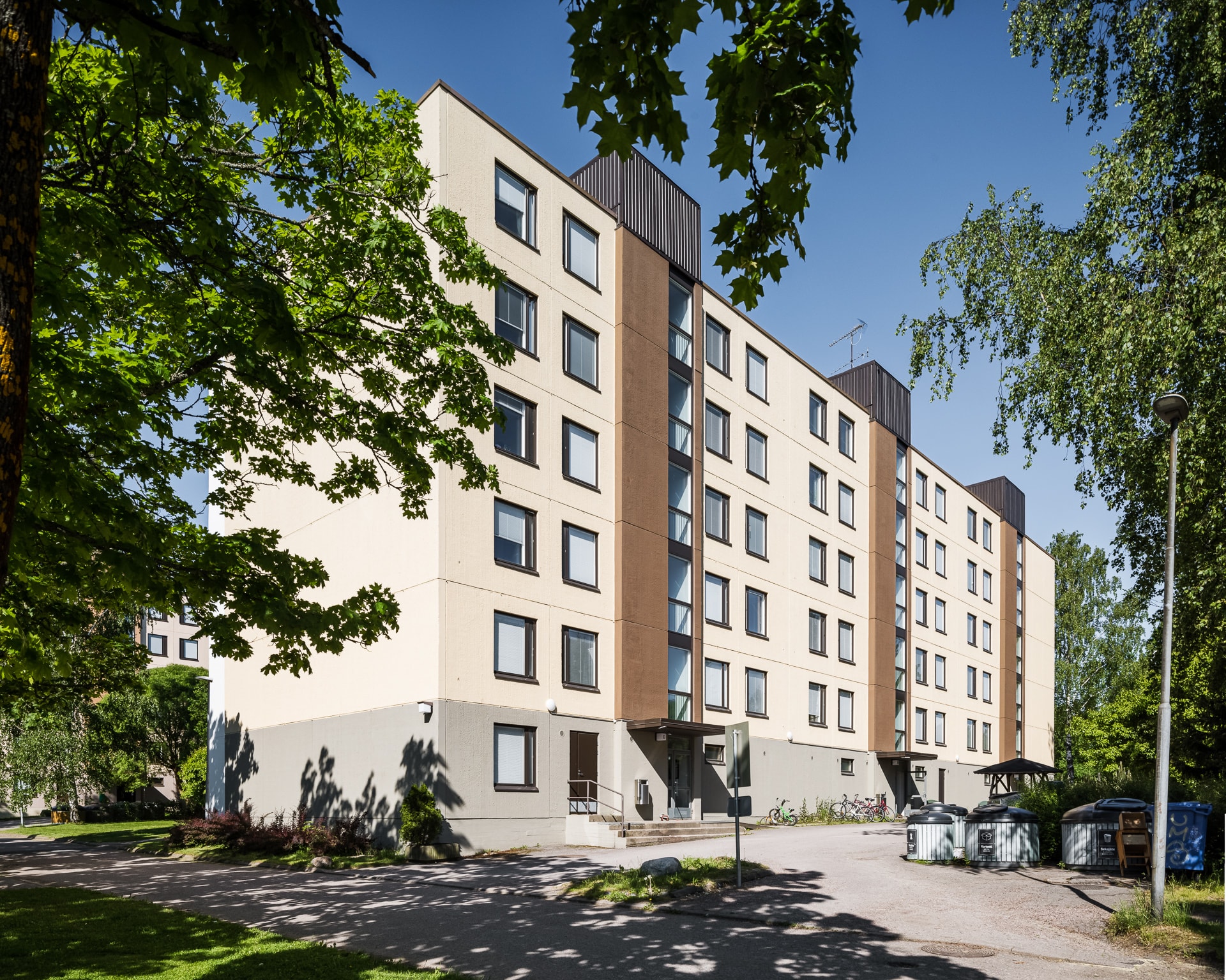 Suolaketie 8, pääkuva