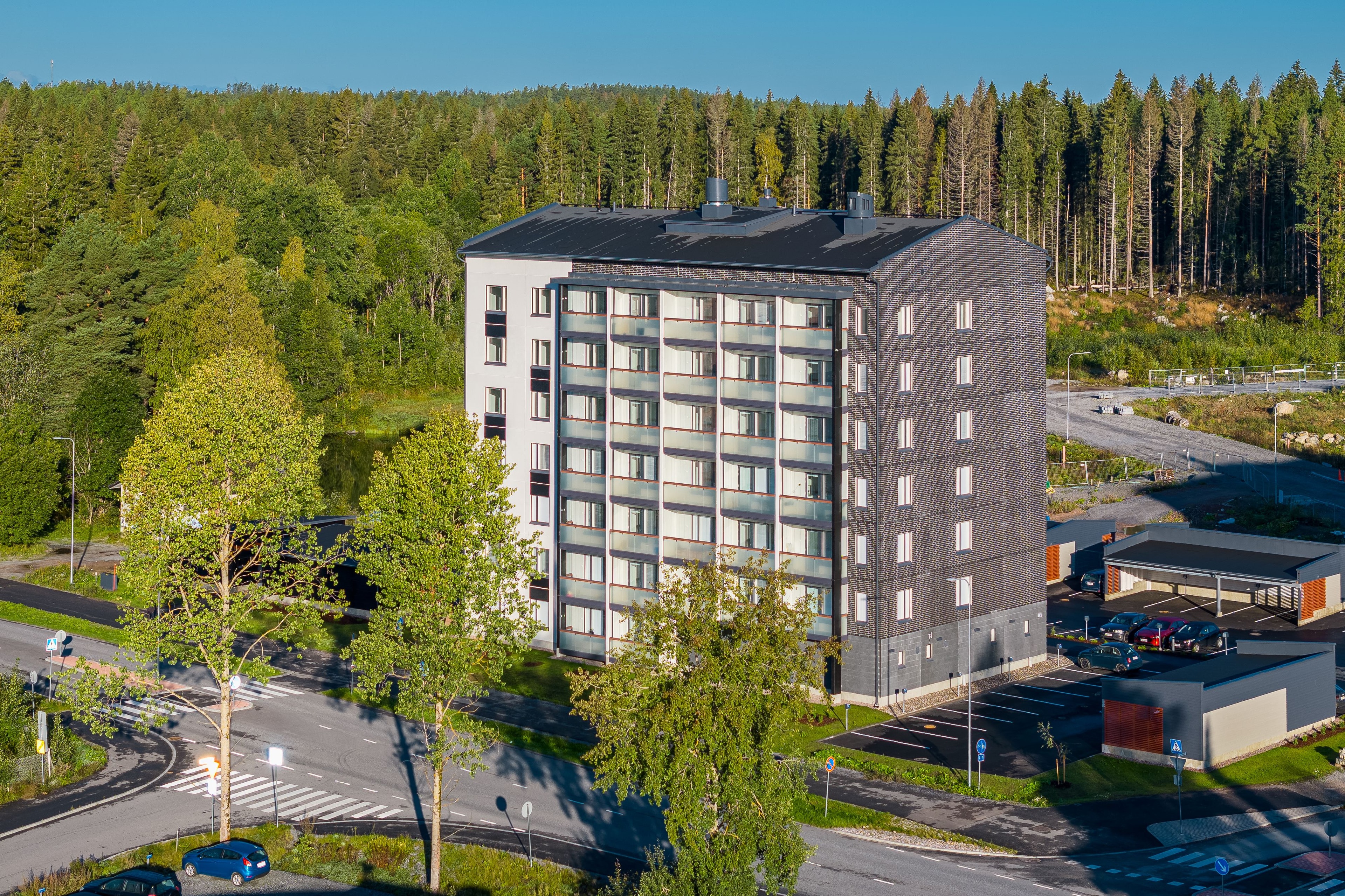 Tokeenkatu 2a, main image